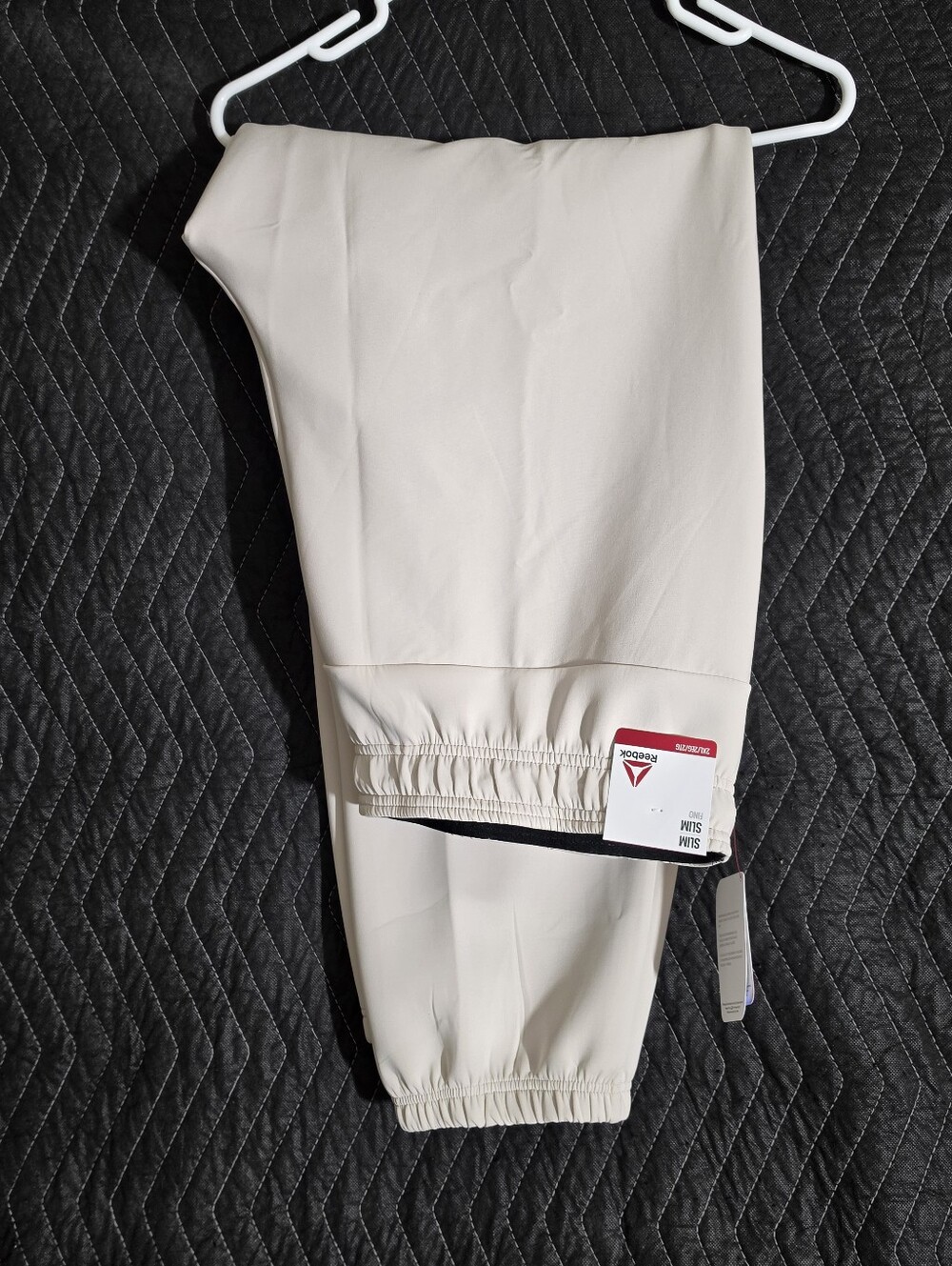 Reebok Mens. Cream Track Joggers